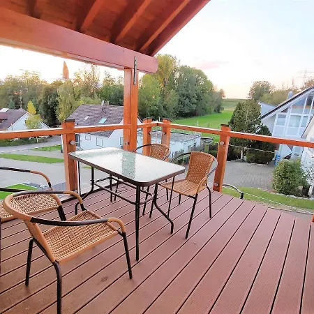 Apartamento Bodensee Apartments Bermatingen Mit Hallenbad