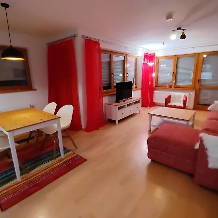 BodenSEE Apartments Bermatingen mit Hallenbad Apartment *
