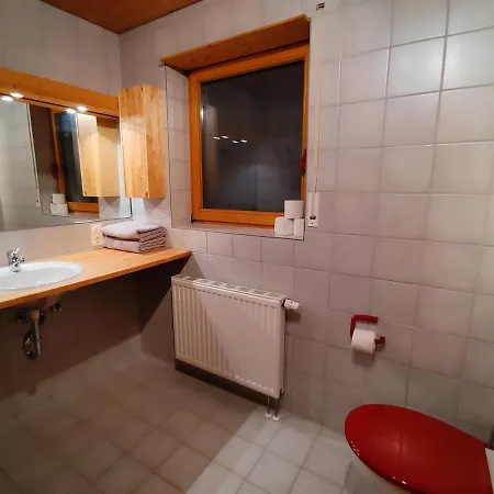 BodenSEE Apartments Bermatingen mit Hallenbad
