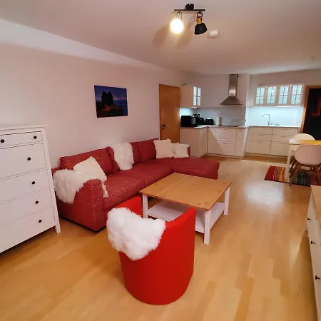 BodenSEE Apartments Bermatingen mit Hallenbad Apartment *
