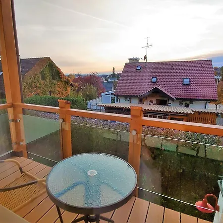 Apartamento Bodensee Apartments Bermatingen Mit Hallenbad