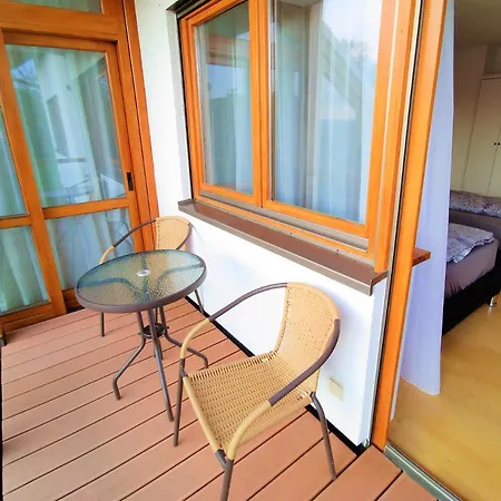 Apartamento Bodensee Apartments Bermatingen Mit Hallenbad Bermatingen