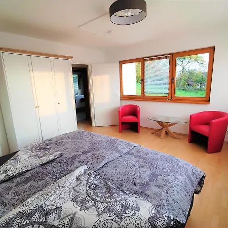 Bodensee Apartments Bermatingen Mit Hallenbad Apartamento Bermatingen